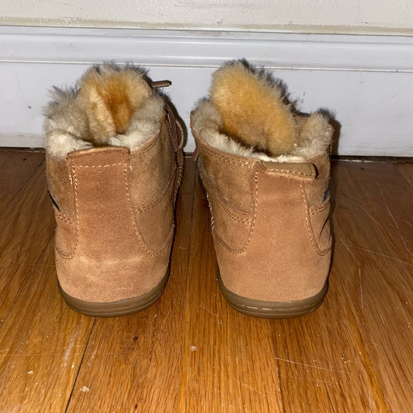 L.L. Bean Moccasin Shoes - Picture 4 of 9